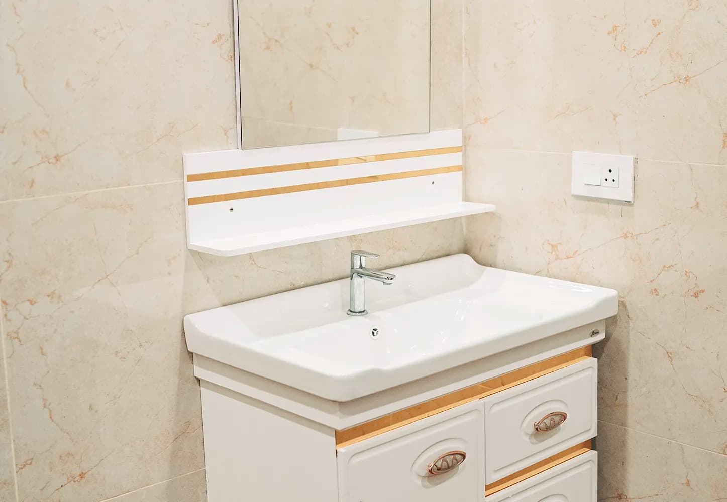 Room Gallery Image 3