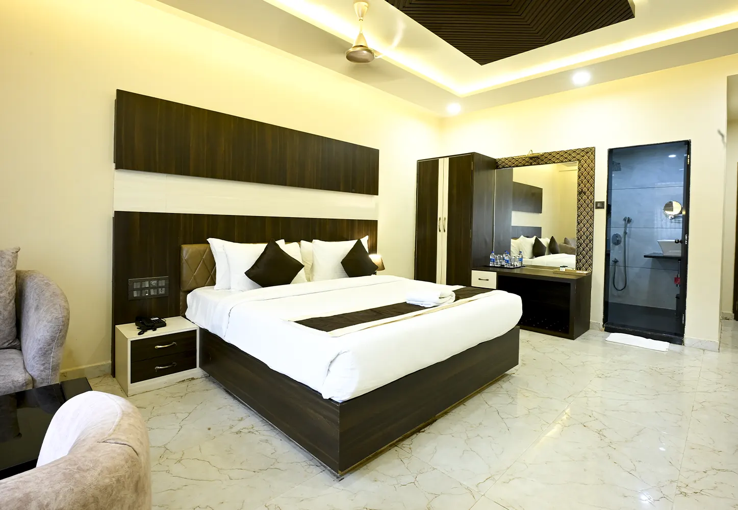 Room Gallery Image 3