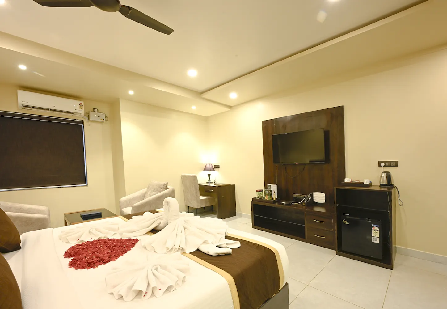 Room Gallery Image 4