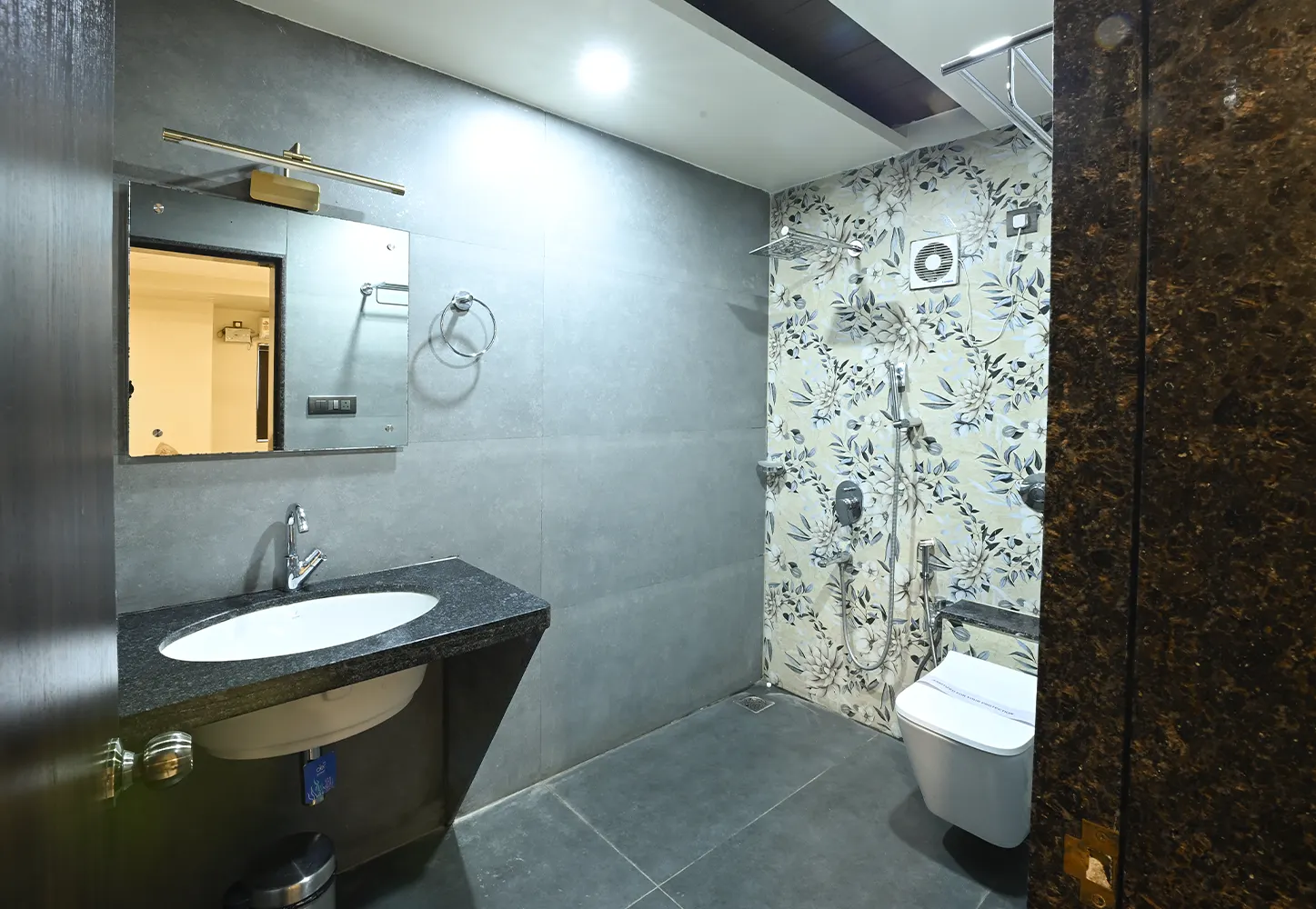 Room Gallery Image 6