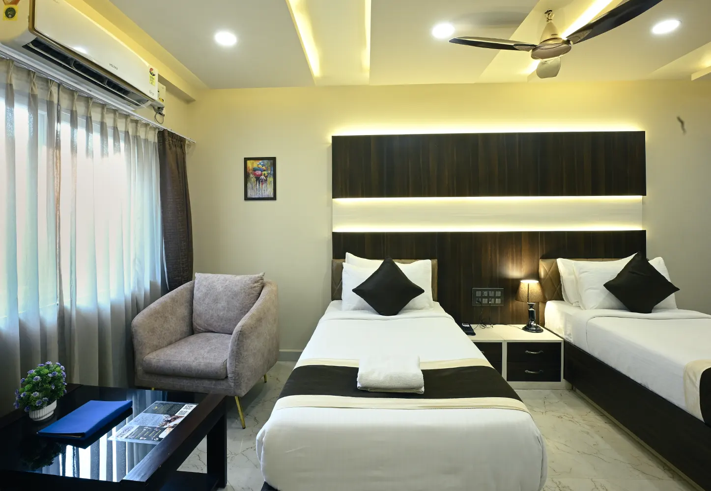 Room Gallery Image 4