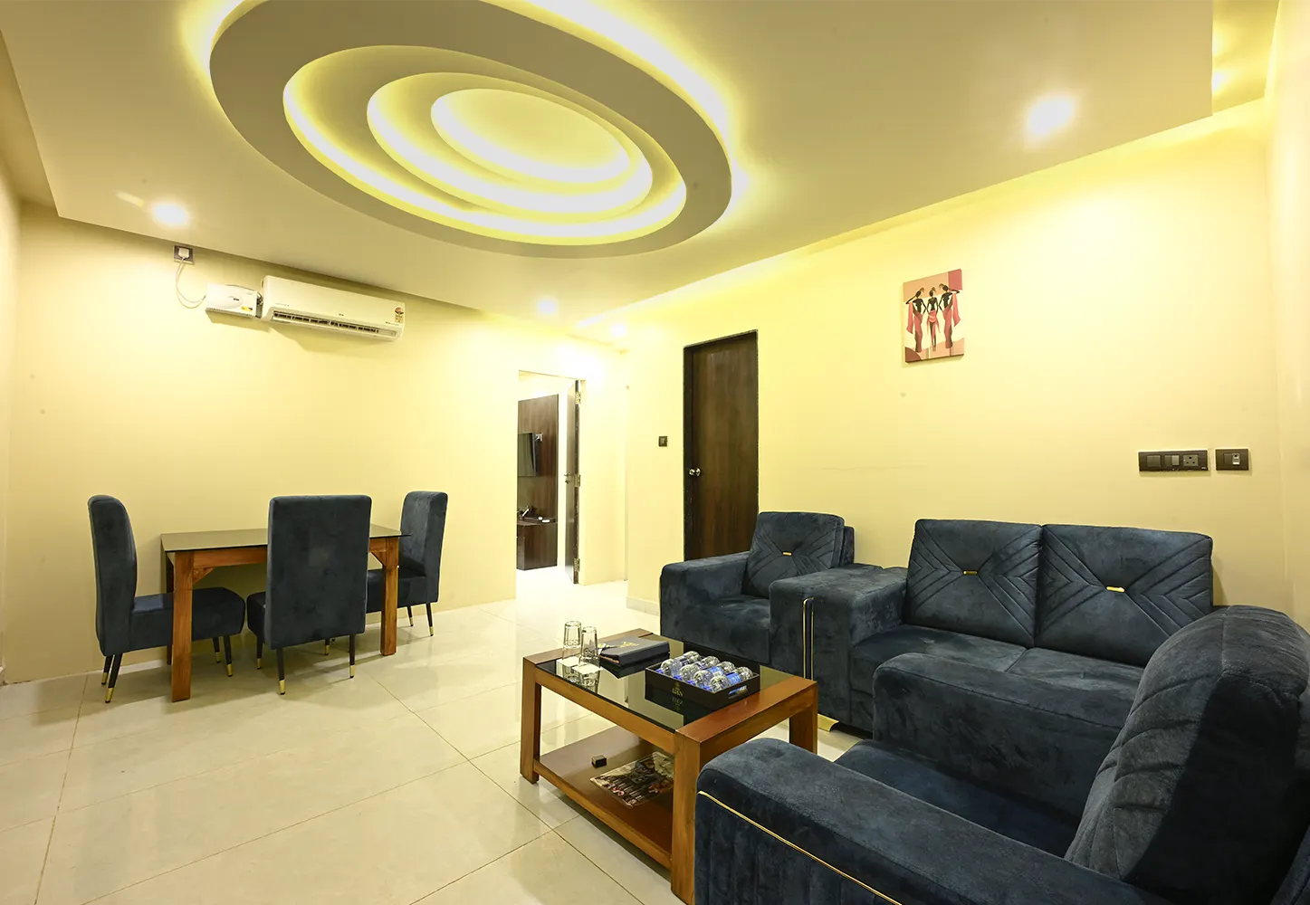 Room Gallery Image 1